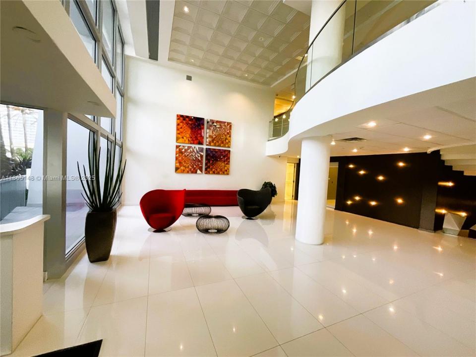5701 Collins Ave 1201, Miami Beach, Флорида 33140, Соединенные Штаты
