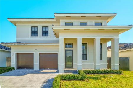 14425 SW 13th Ter 14425, Miami, Florida 33184, USA
