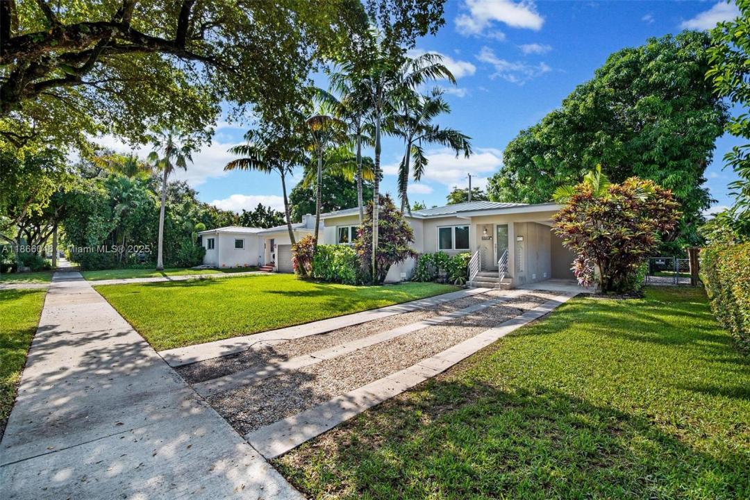 6320 NW 41st St, Virginia Gardens, Floride 33166, États-Unis