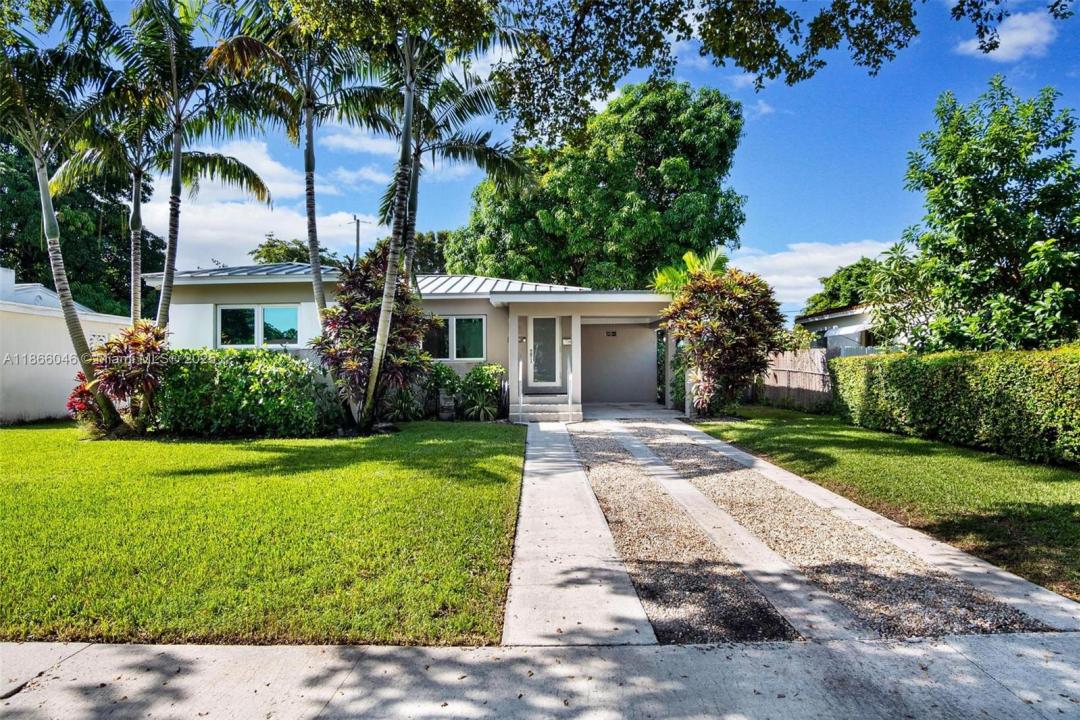 6320 NW 41st St, Virginia Gardens, Floride 33166, États-Unis
