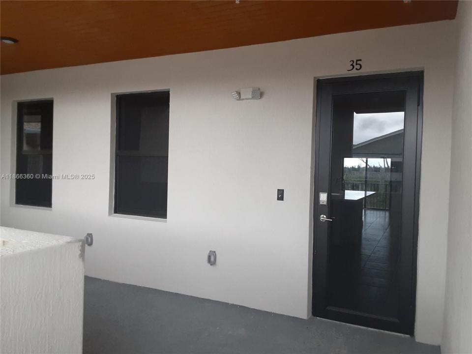 8175 NW 104th Ave 35, Doral, 佛羅里達州 33178, 美國