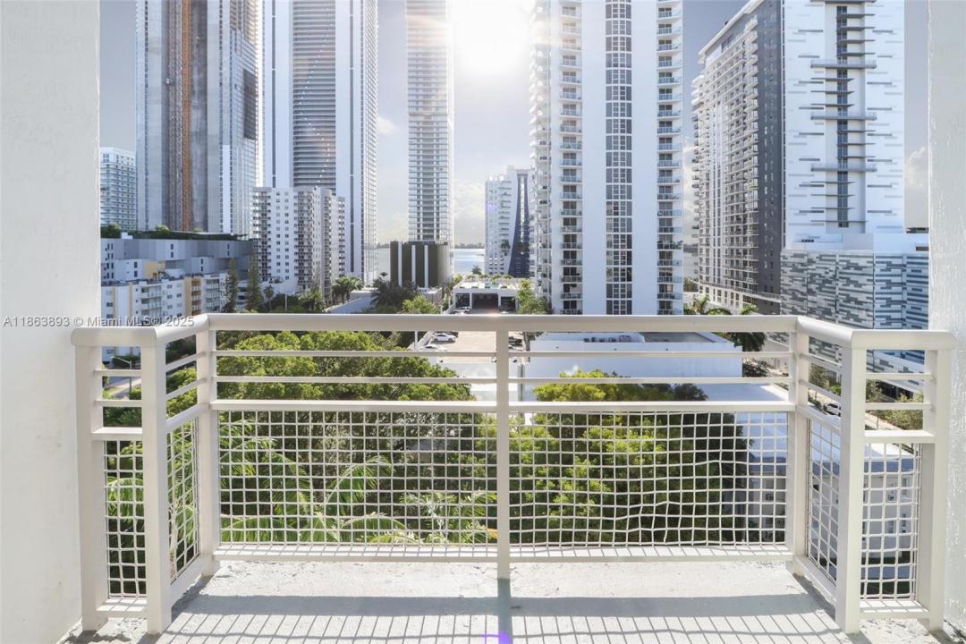 2200 NE 4th Ave 807, Miami, Florida 33137
