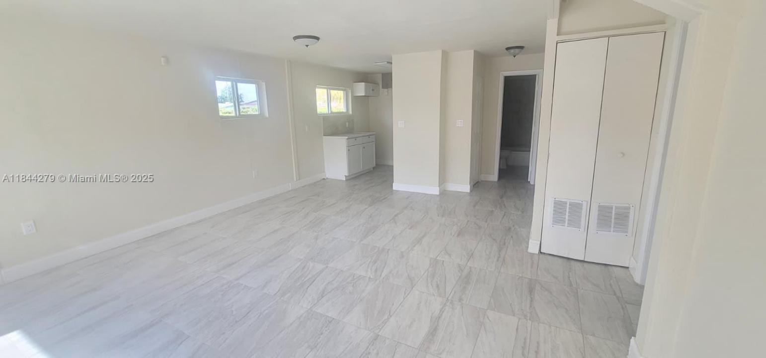 18250 NW 23rd Ave, Miami Gardens, Florida 33056