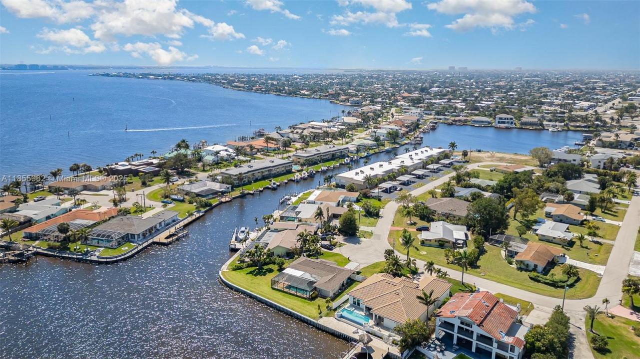 1750 Sandy Circle, Cape Coral, Florida 33904, HOA KỲ