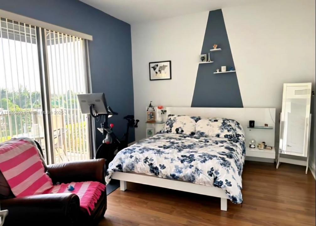 8440 SW 8th St 603A, Miami, Флорида 33144, Соединенные Штаты