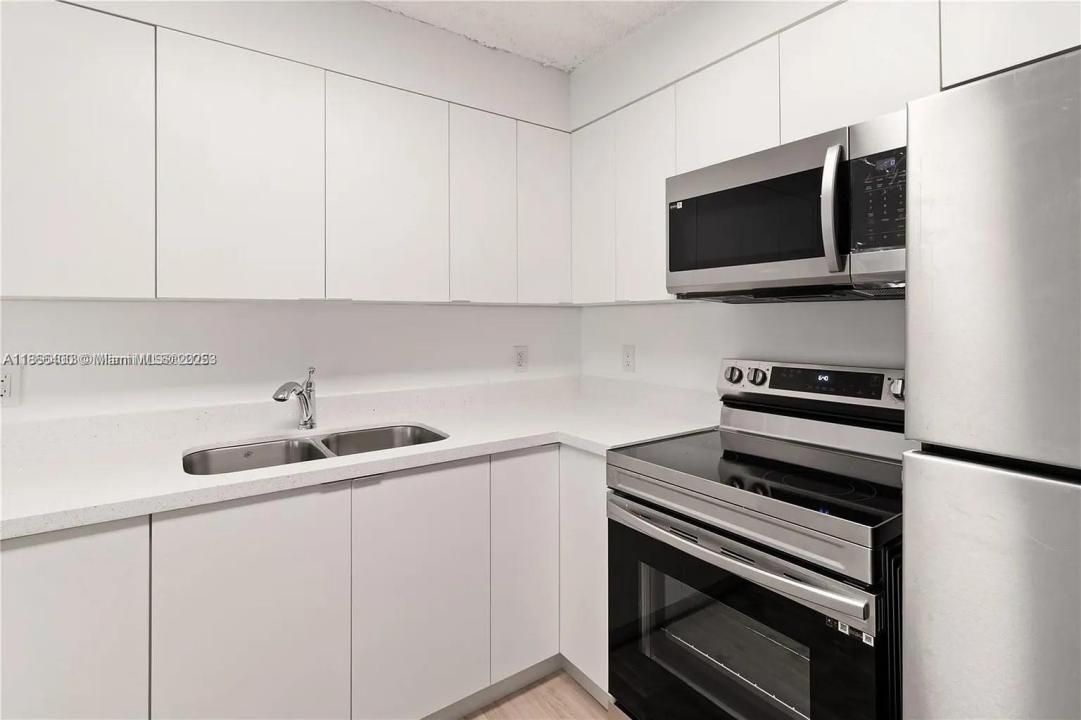 805 NW 13th St, Fort Lauderdale, Флорида 33311, Соединенные Штаты