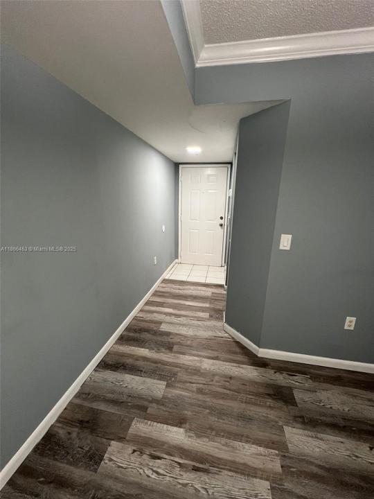 2427 Centergate Dr 205, Miramar, Florida 33025, Stati Uniti