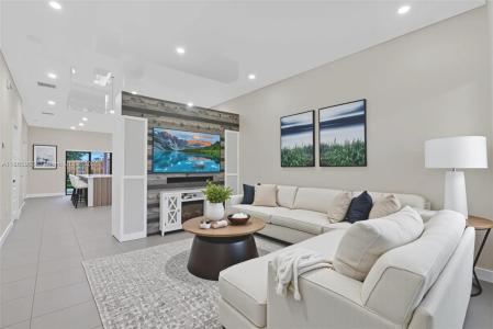8151 NW 104th Ave 7, Doral, Florida 33178, USA