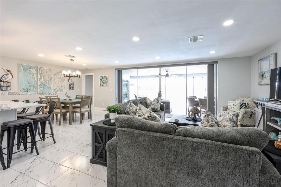 3505 SE 16th Place, Cape Coral, فلوريدا 33904, الولايات المتحدة