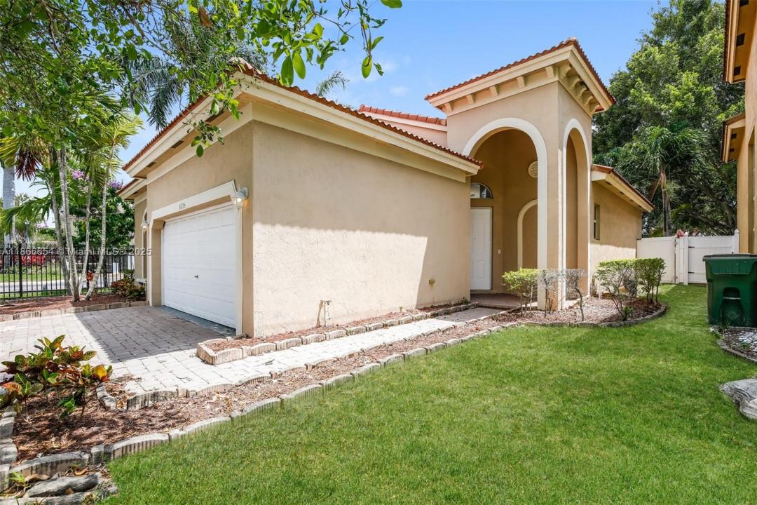 1695 NE 37th Pl, Homestead, Florida 33033, Amerika Birleşik Devletleri