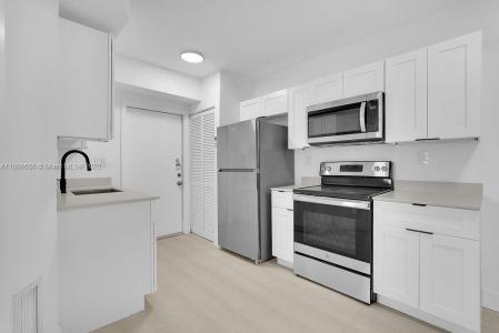 1814 NW 2nd Ct, Miami, Florida 33136, USA