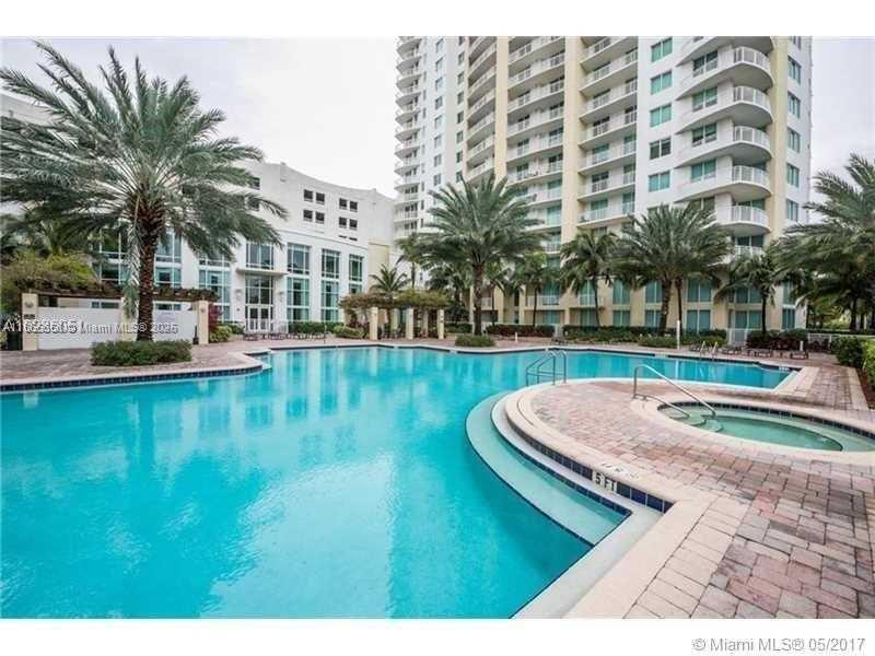 1755 E Hallandale Beach Blvd 1005E, Hallandale Beach, Florida 33009, Stati Uniti