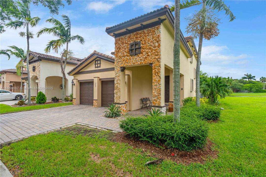 363 NE 25th Ter 363, Homestead, Florida 33033, USA