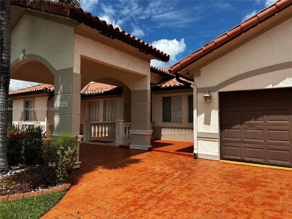 12365 NW 6th St, Miami, Florida 33182, HOA KỲ