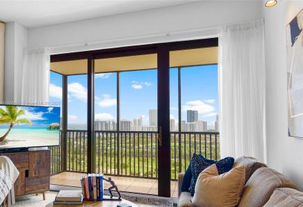 20301 W Country Club Dr PH-28, Aventura, Florida 33180, USA