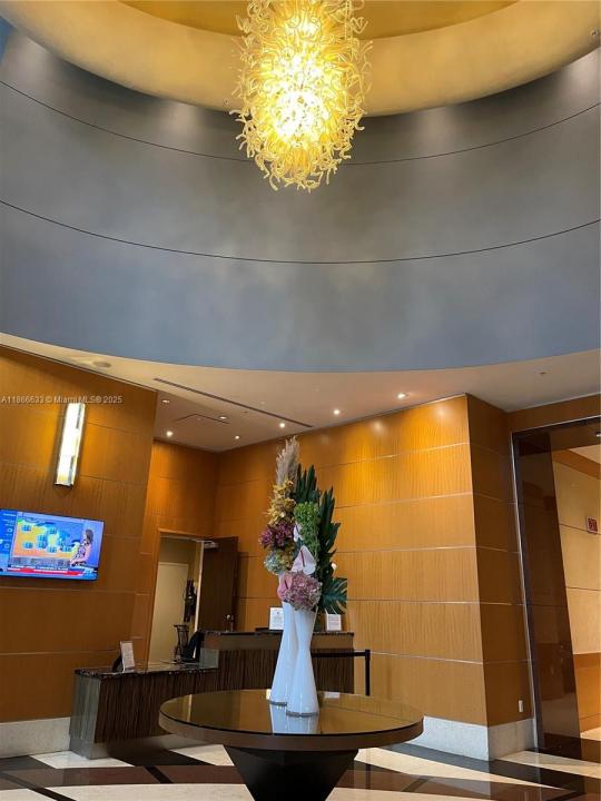244 Biscayne Blvd 3404, Miami, Florida 33132, USA