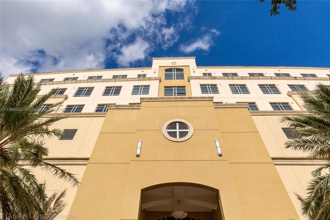 135 San Lorenzo Ave 150, Coral Gables, Флорида 33146, Соединенные Штаты