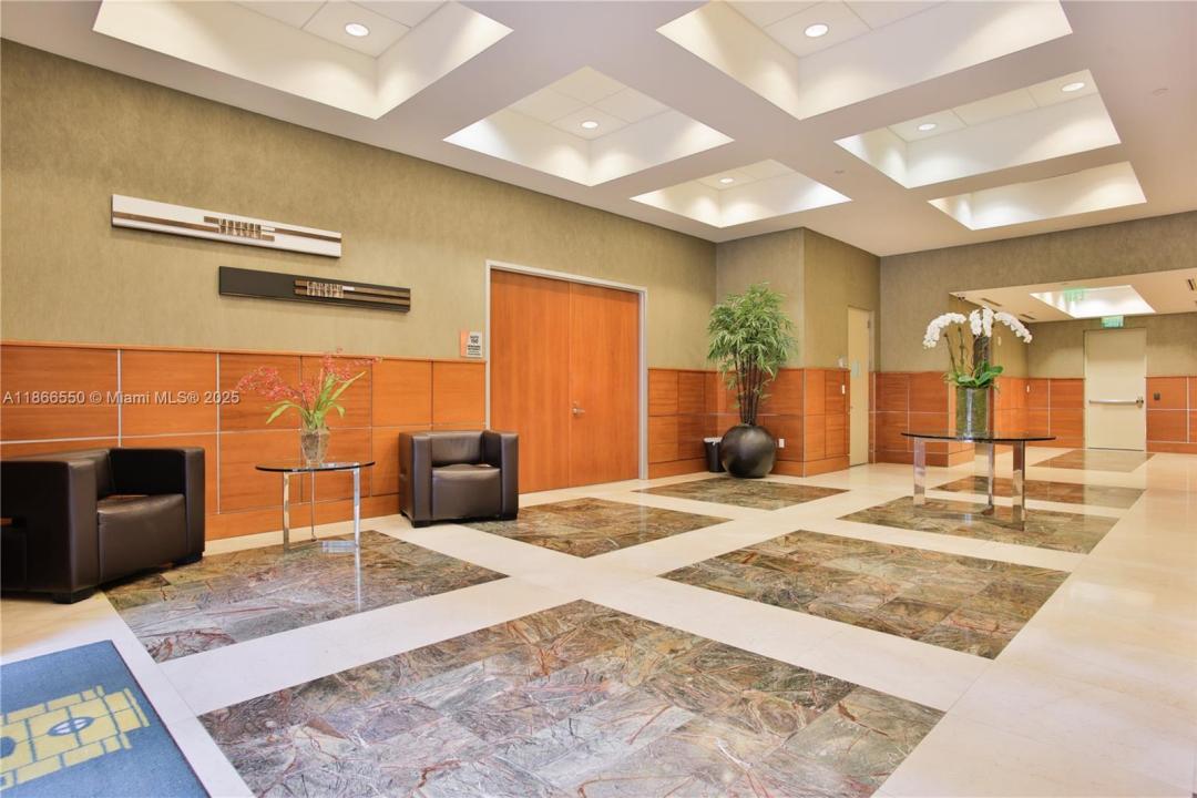 135 San Lorenzo Ave 150, Coral Gables, Флорида 33146, Соединенные Штаты
