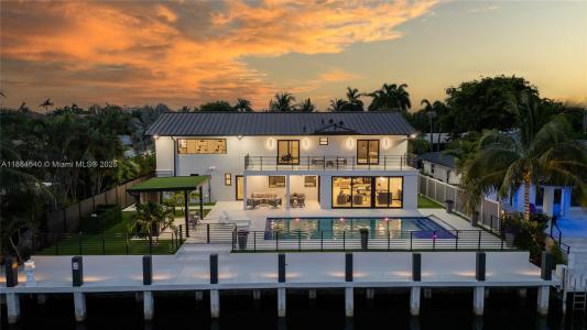 3224 NE 42nd Ct, Fort Lauderdale, Florida 33308, USA