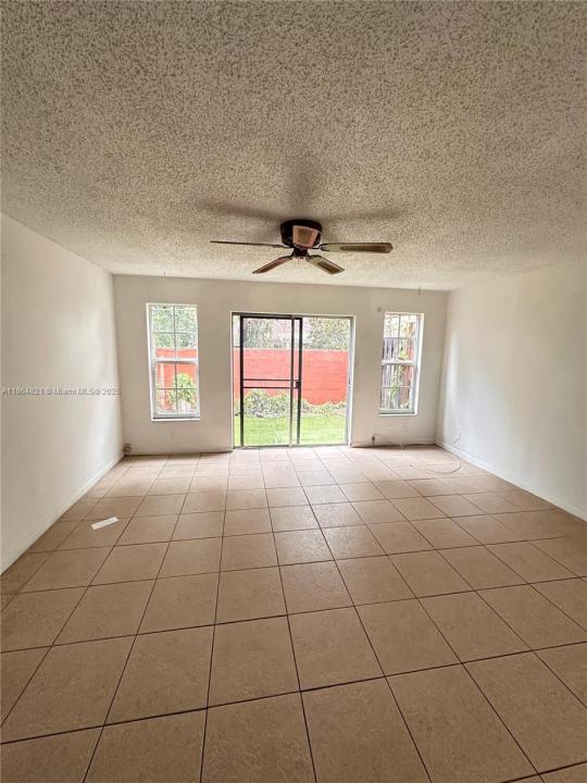680 Tennis Club Dr 107, Fort Lauderdale, Florida 33311