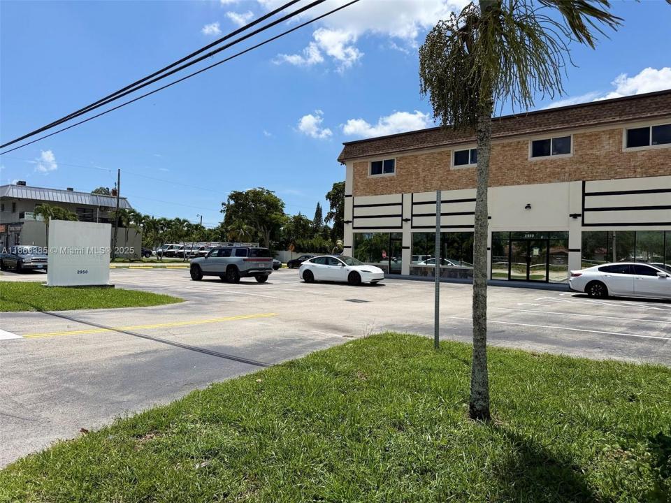 2950 Griffin Rd, Dania Beach, Florida 33312, Estados Unidos