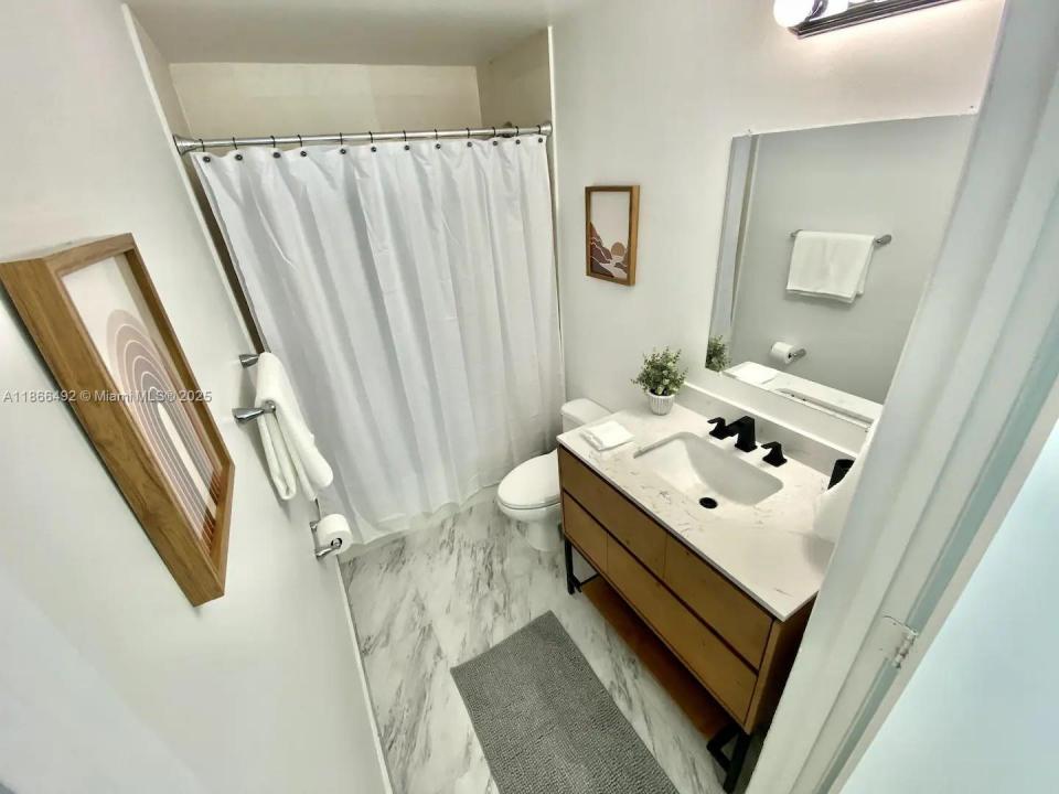 60 SW 13th St 4414, Miami, פלורידה 33130, ארצות הברית של אמריקה 