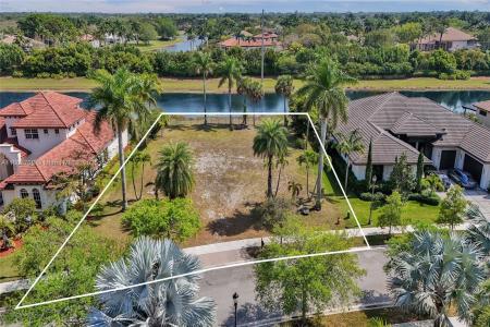 19068 Park Ridge St, Weston, Florida 33332, USA