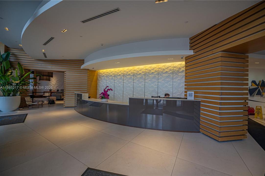 3301 NE 1st Ave M0703, Miami, Флорида 33137, Соединенные Штаты