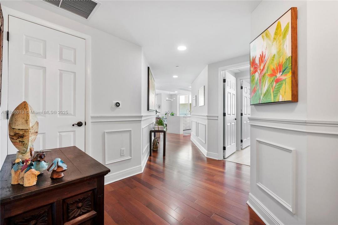 1819 SE 17th St 604, Fort Lauderdale, 佛羅里達州 33316, 美國