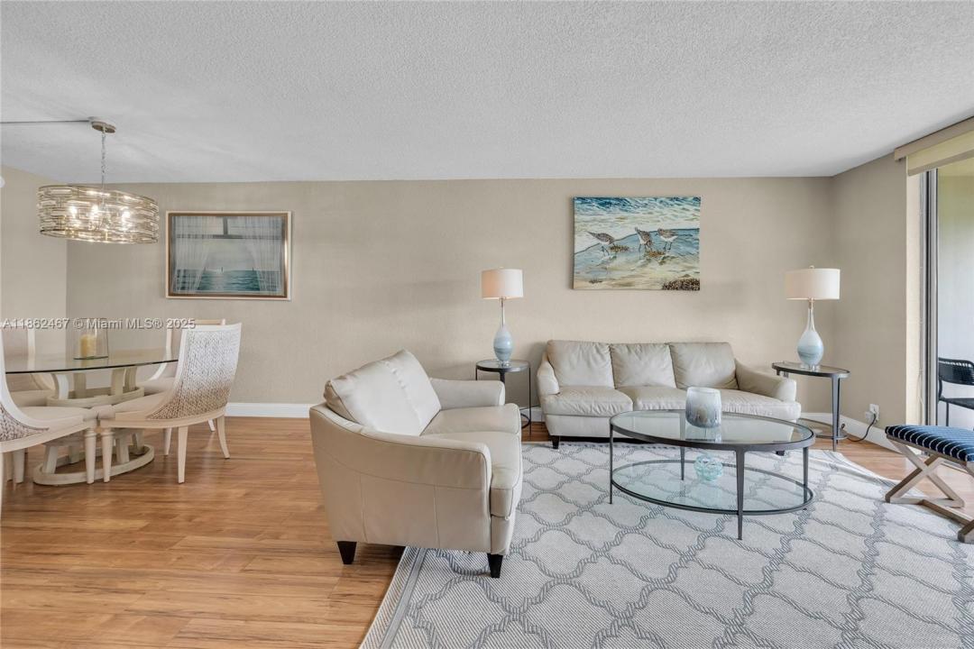 9320 S Hollybrook Lake Dr 203, Pembroke Pines, Flórida 33025, Estados Unidos