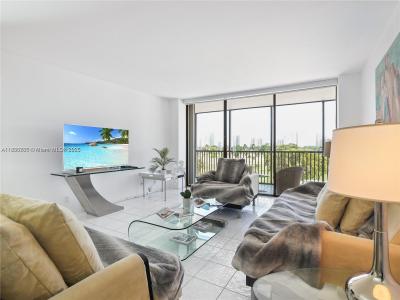 20379 W Country Club Dr 536, Aventura, Florida 33180, USA