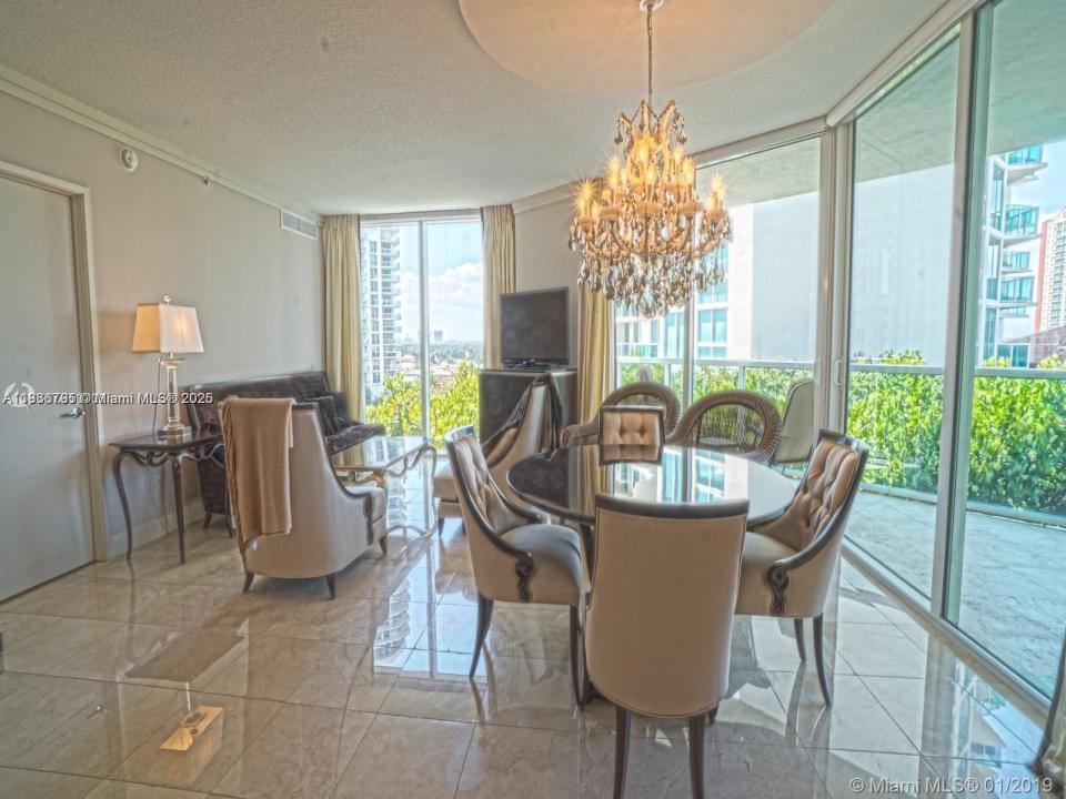 200 Sunny Isles Blvd 2-704, Sunny Isles Beach, フロリダ 33160, アメリカ合衆国