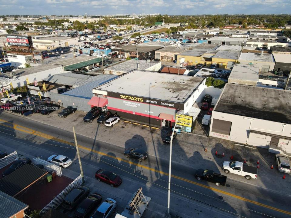 4805 E 10th Ave, Hialeah, Floryda 33013, USA
