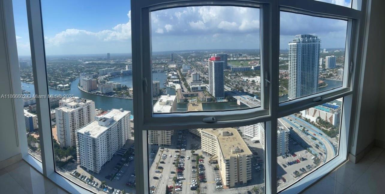1830 S Ocean Dr 4407, Hallandale Beach, Florida 33009, USA