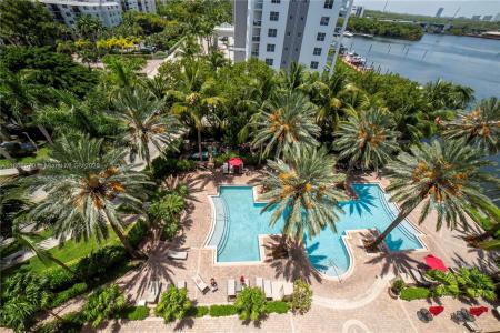 17100 N Bay Rd 1802, Sunny Isles Beach, Florida 33160, USA
