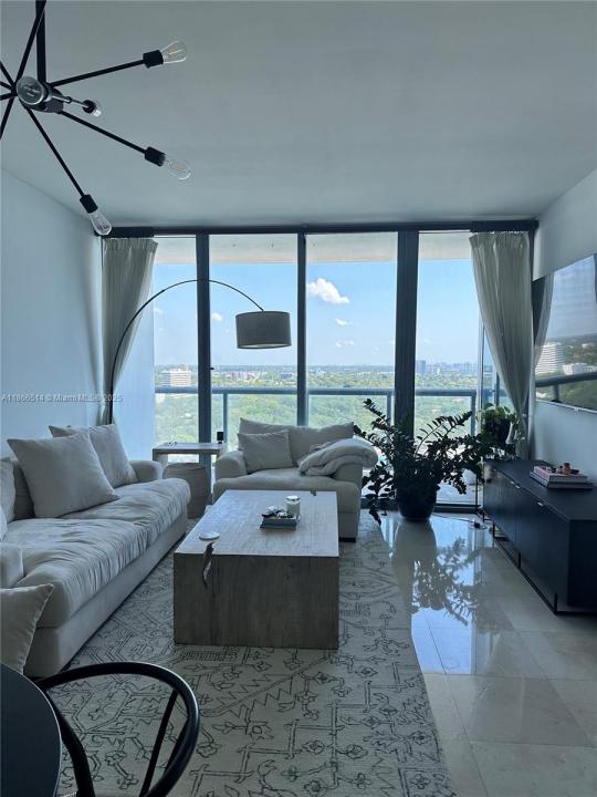 601 NE 36th St 2005, Miami, Floride 33137, États-Unis