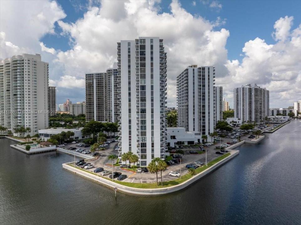 20515 E Country Club Dr 746, Aventura, Florida 33180, Estados Unidos