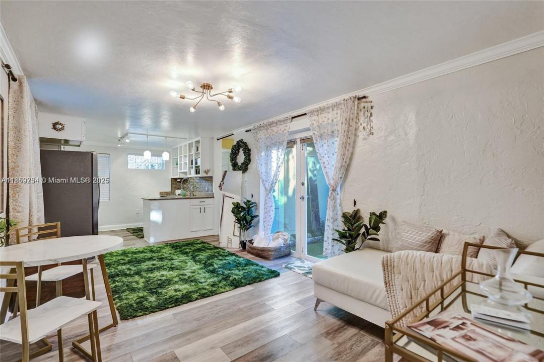 620 NE 28th St 106, Wilton Manors, Florida 33334, Amerika Birleşik Devletleri