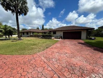 11799 Bailes Rd, Miami, Florida 33170, USA