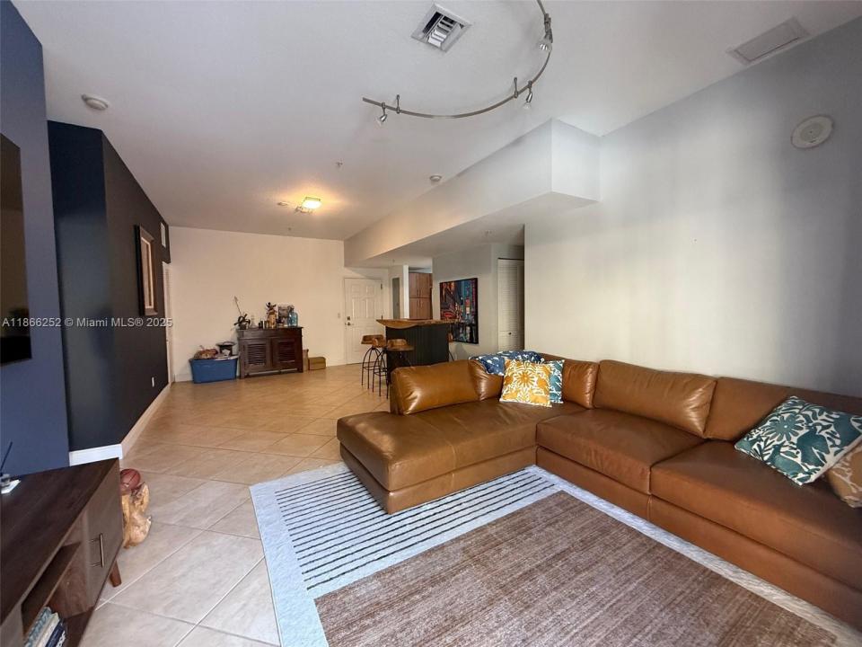8395 SW 73rd Ave 509, Miami, Флорида 33143, Соединенные Штаты
