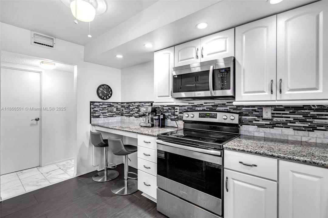 1000 Parkview Dr 715, Hallandale Beach, Floride 33009, États-Unis