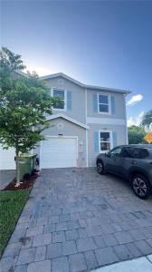 1883 SE 9th Ter, Homestead, Florida 33034, USA