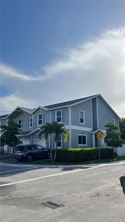 1883 SE 9th Ter, Homestead, Florida 33034