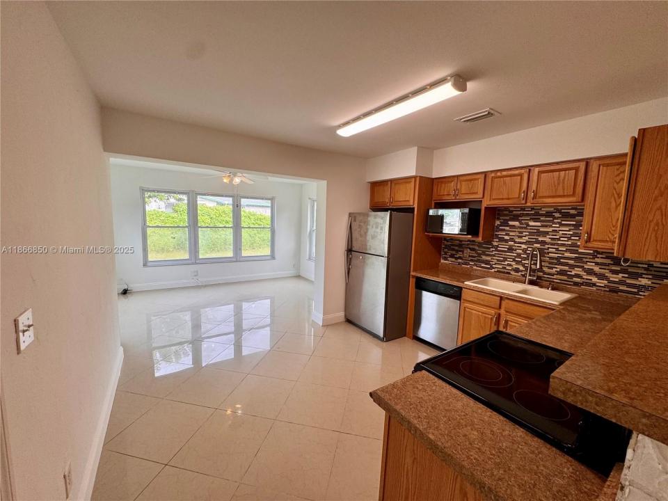 4720 SW 25th Ter 0, Dania Beach, Флорида 33312, Соединенные Штаты