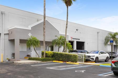 10840 NW 27th St, Doral, Florida 33172, USA
