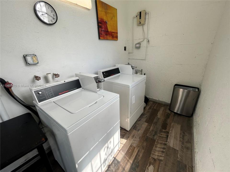 601 NW 90th St 13, El Portal, Flórida 33150, Estados Unidos