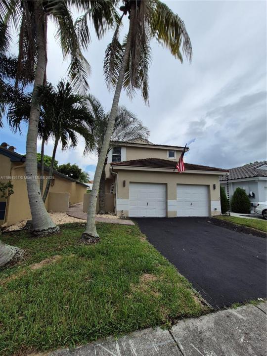2176 NW 184th Way, Pembroke Pines, Florida 33029
