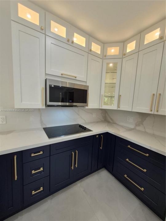 2176 NW 184th Way, Pembroke Pines, Florida 33029