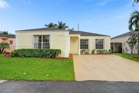 22255 SW 97th Ct, Cutler Bay, Florida 33190, USA