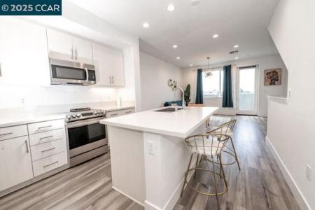 Macarthur Blvd, Oakland, California 94605, Estados Unidos
